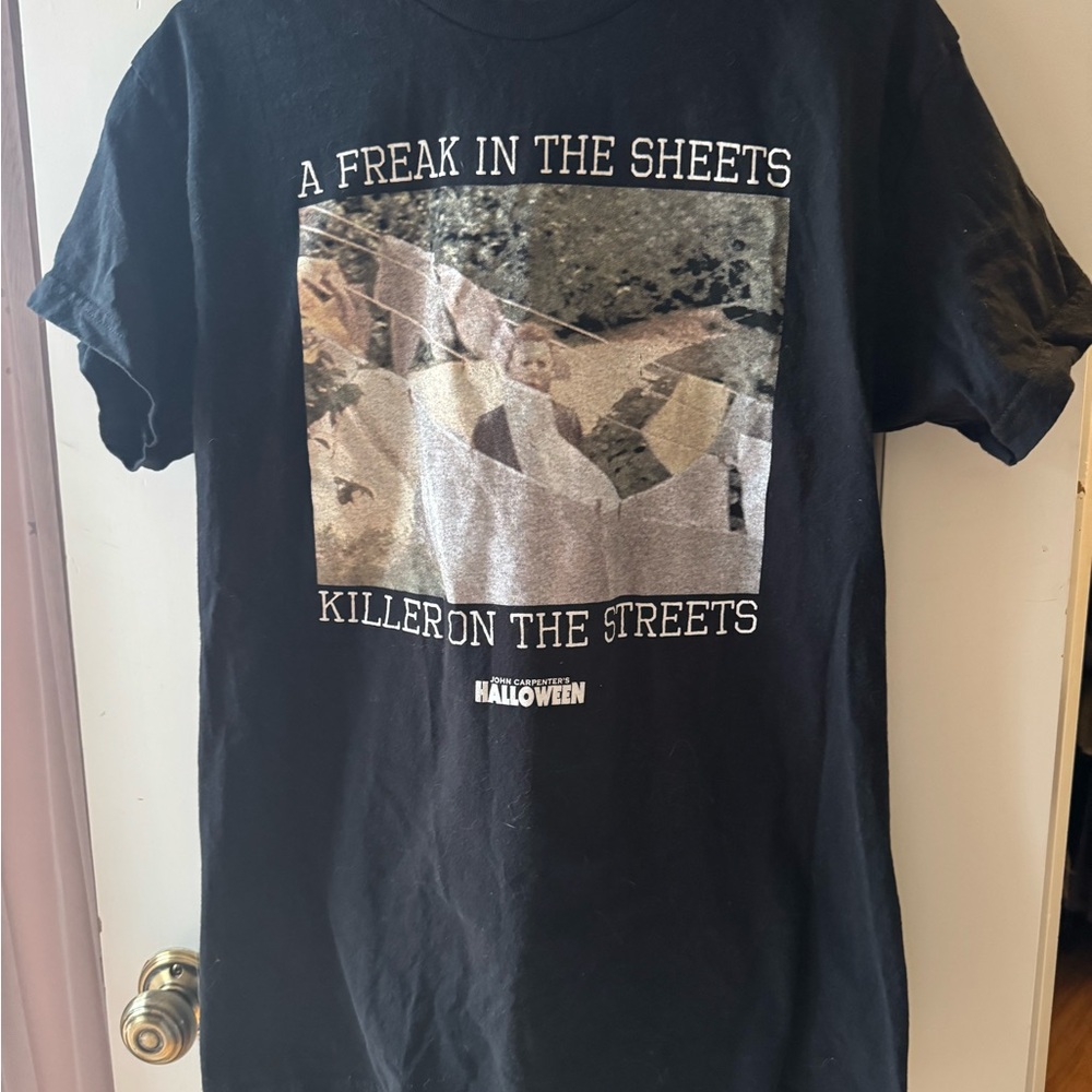 Spirit Black Halloween Graphic Tee